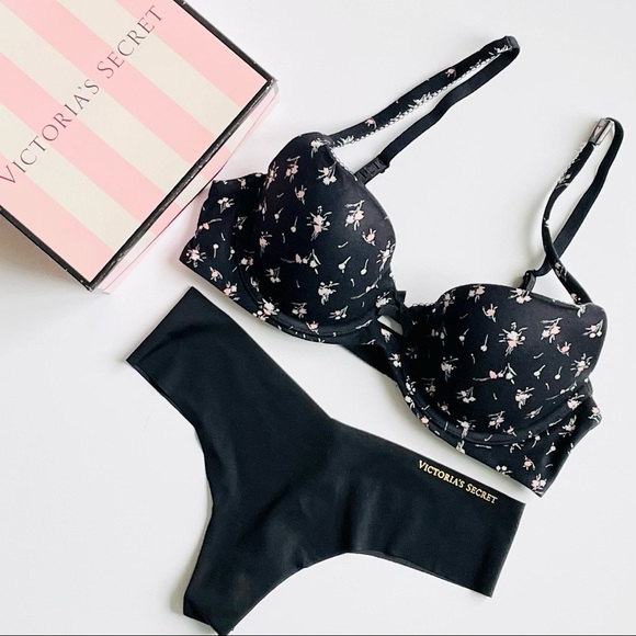 Victoria's Secret Other - 32C SMALL Victoria’s Secret black floral bra set